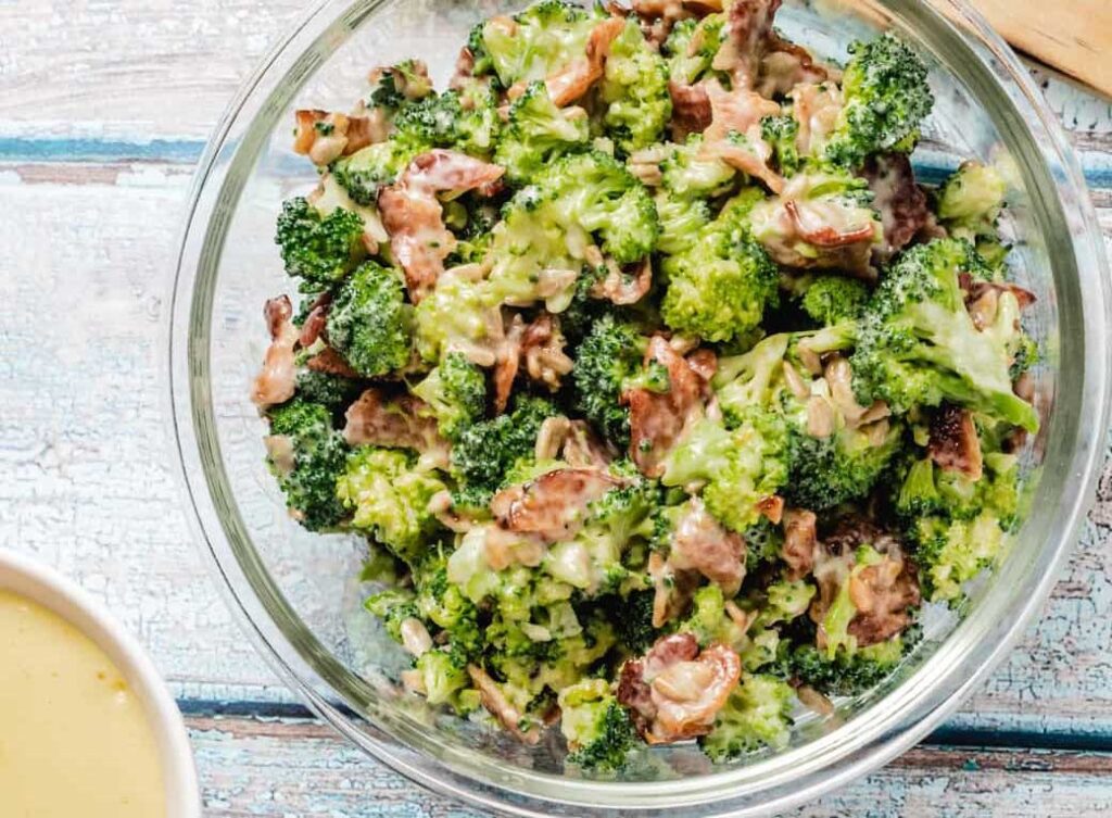 Have no time for cooking? 4 simple and delicious broccoli recipes.